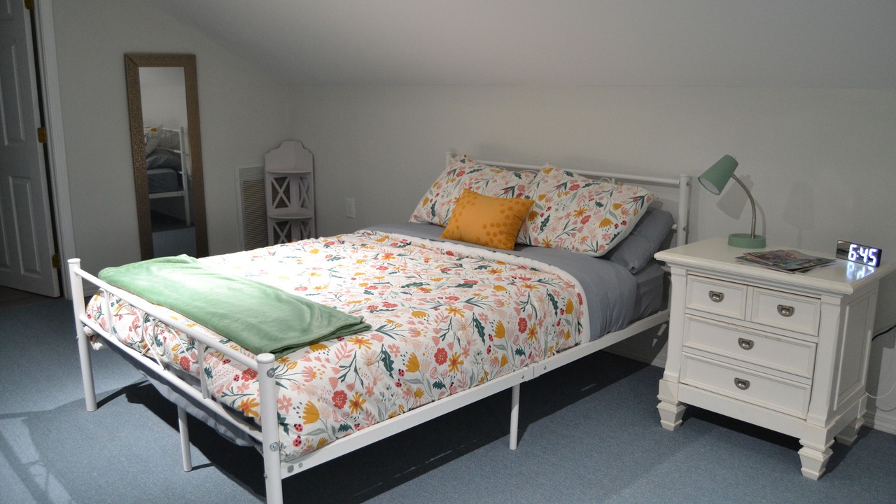 Photo of Bedroom in Long Beach