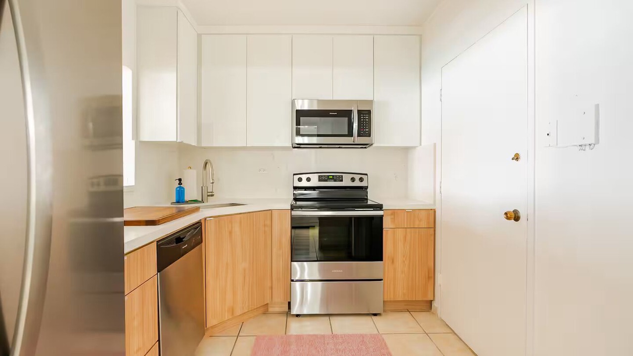 Photo of Kitchen in Mid Beach