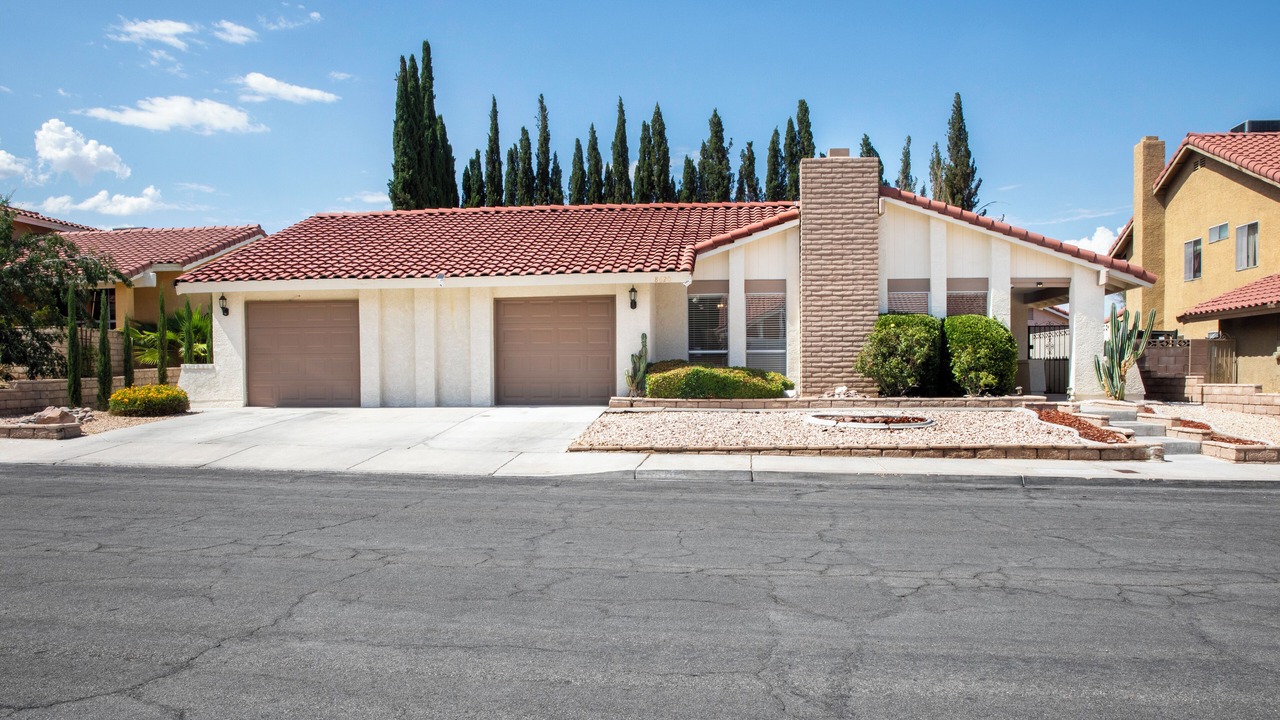 Photo of Outdoor in Canyon Gate Master