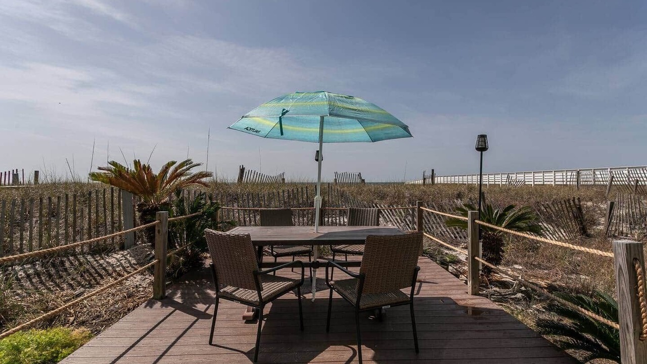 Photo of Patio Balcony in Ono Island