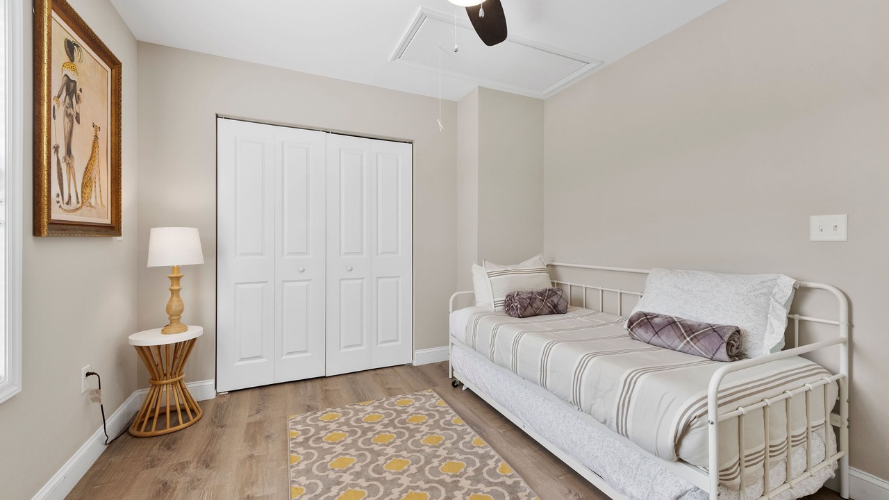 Photo of Bedroom in Alexander