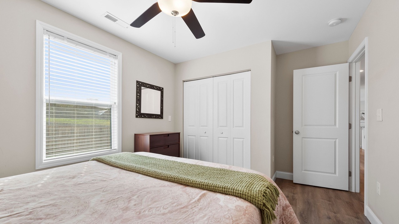 Photo of Bedroom in Alexander