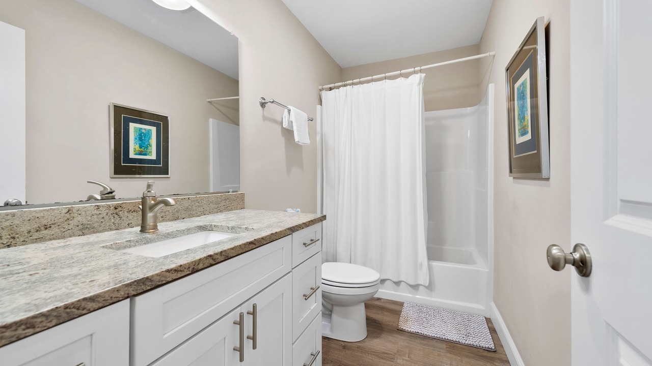 Photo of Bathroom in Alexander