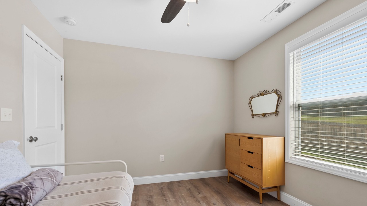 Photo of Bedroom in Alexander