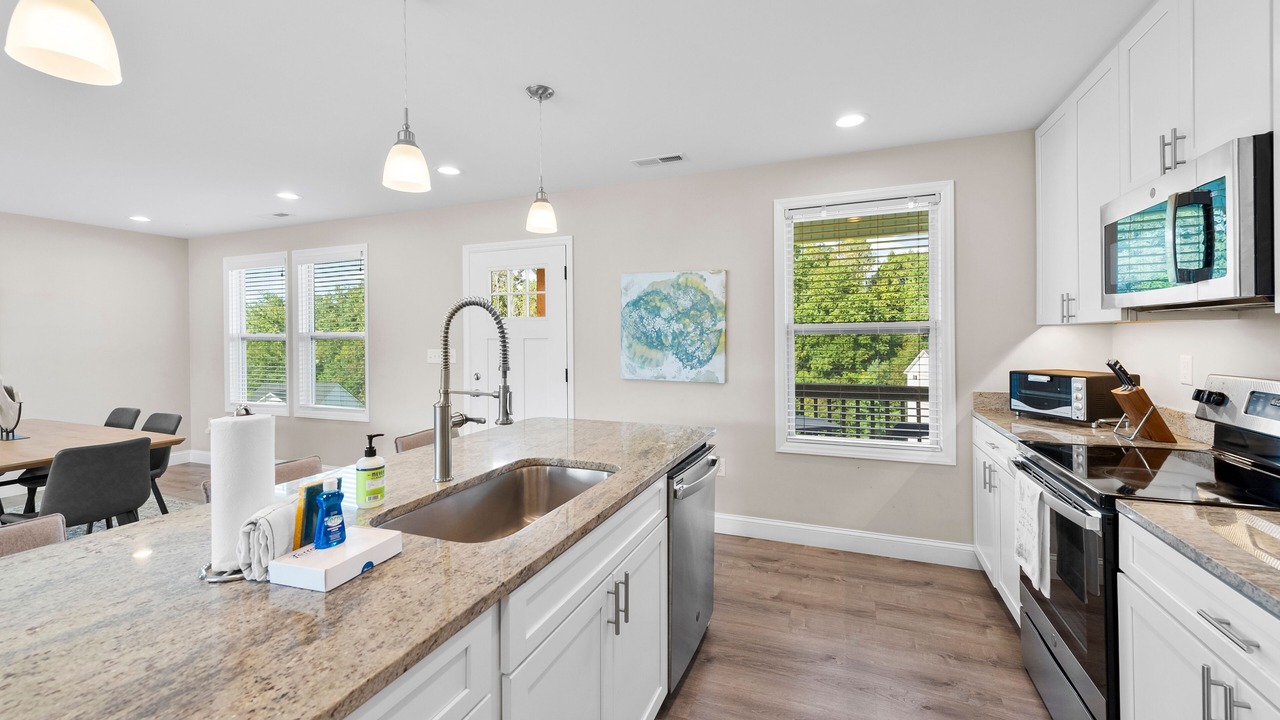 Photo of Kitchen in Alexander