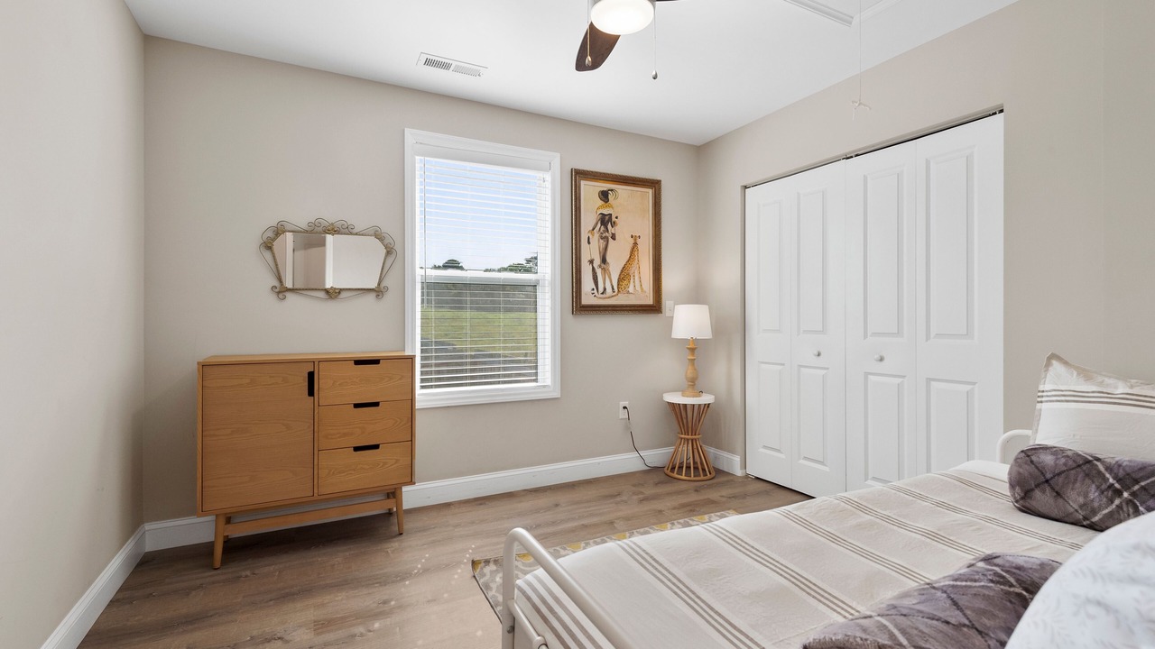 Photo of Bedroom in Alexander