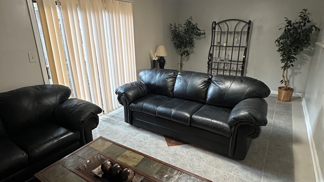 Photo of Livingroom in Morrow