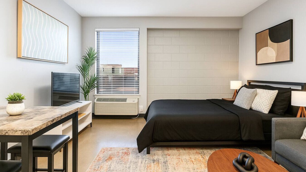 Photo of Bedroom in Five Points South