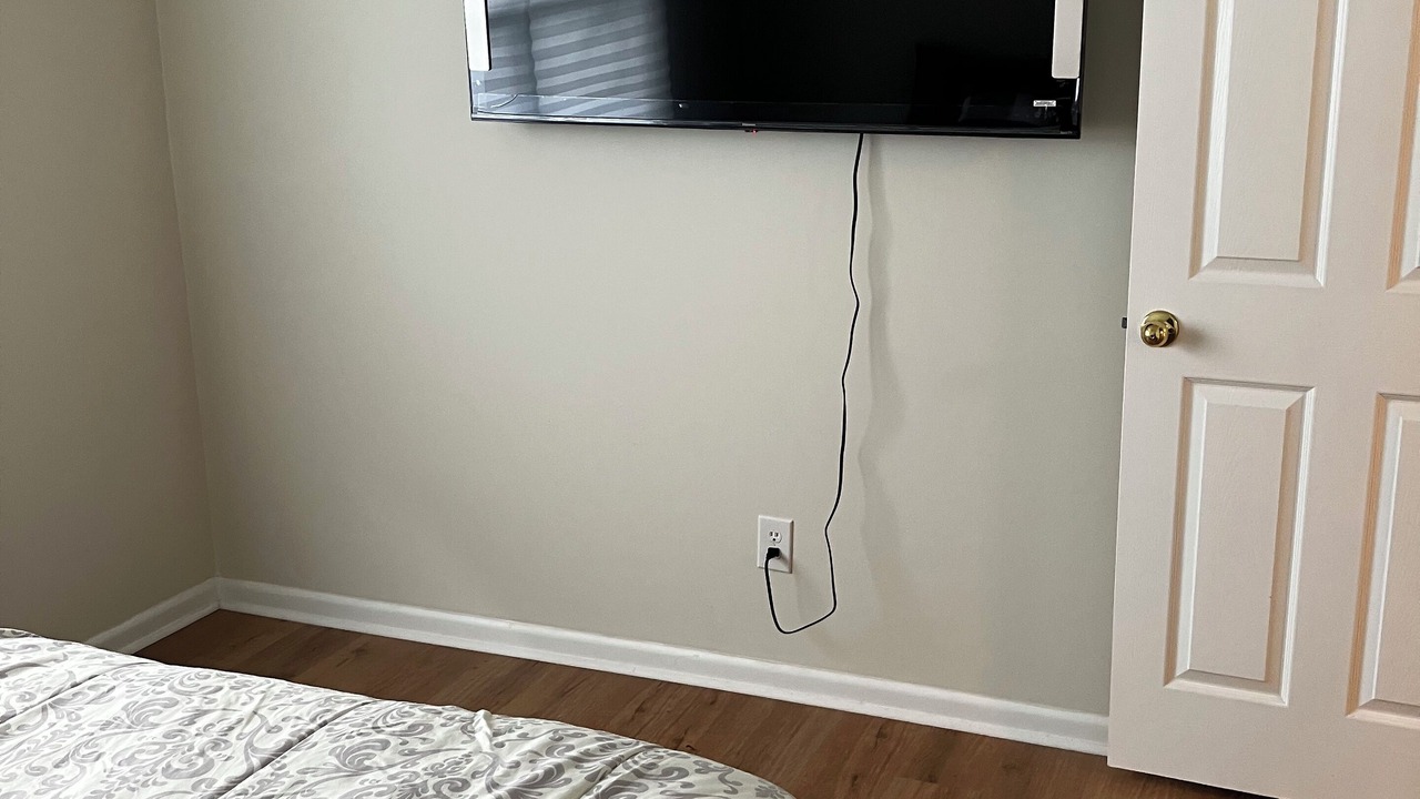 Photo of Bedroom in Country Club Estates