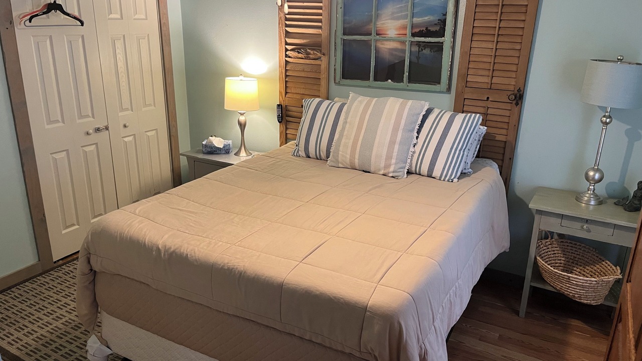 Photo of Bedroom in Pearlington