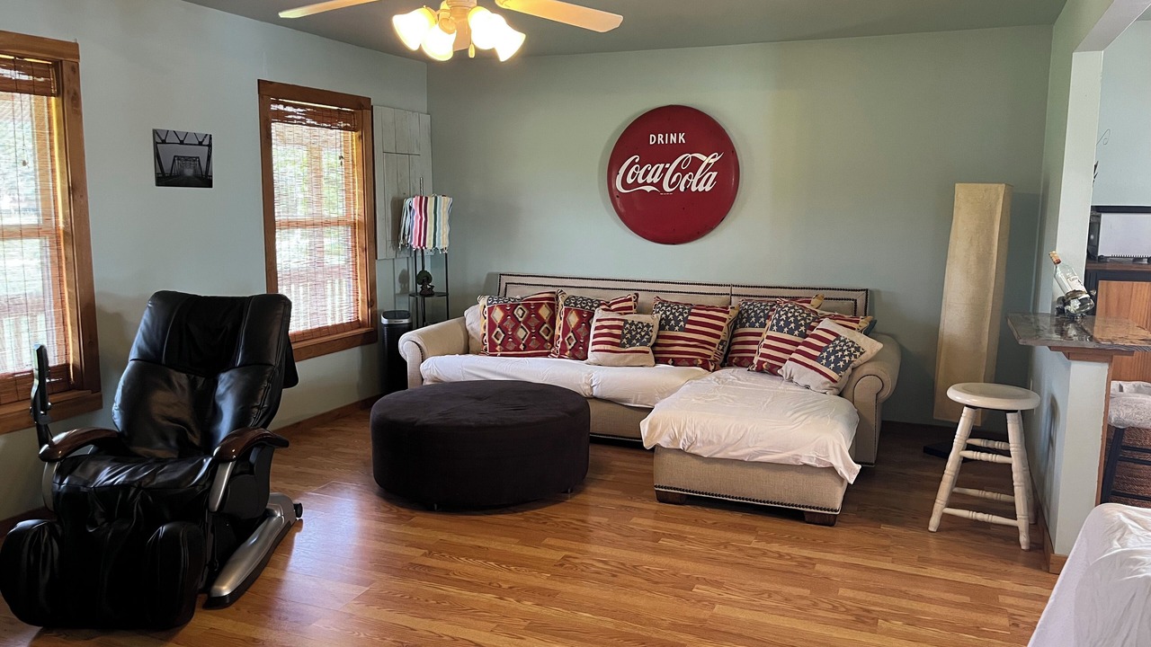 Photo of Livingroom in Pearlington