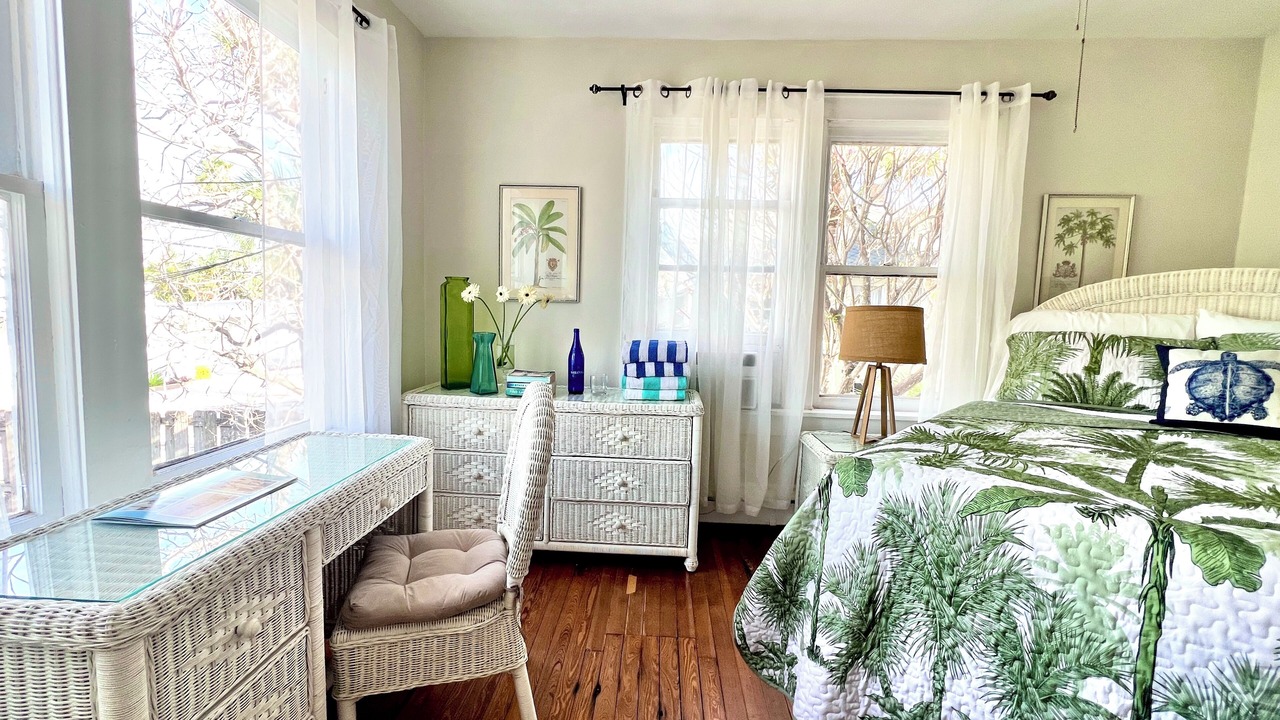 Photo of Bedroom in Pass-a-Grille