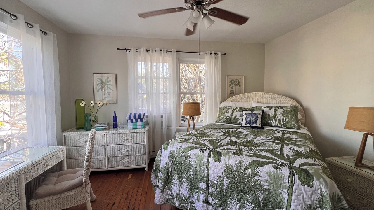 Photo of Bedroom in Pass-a-Grille
