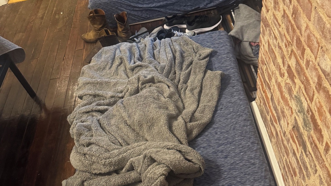 Photo of Bedroom in Central City