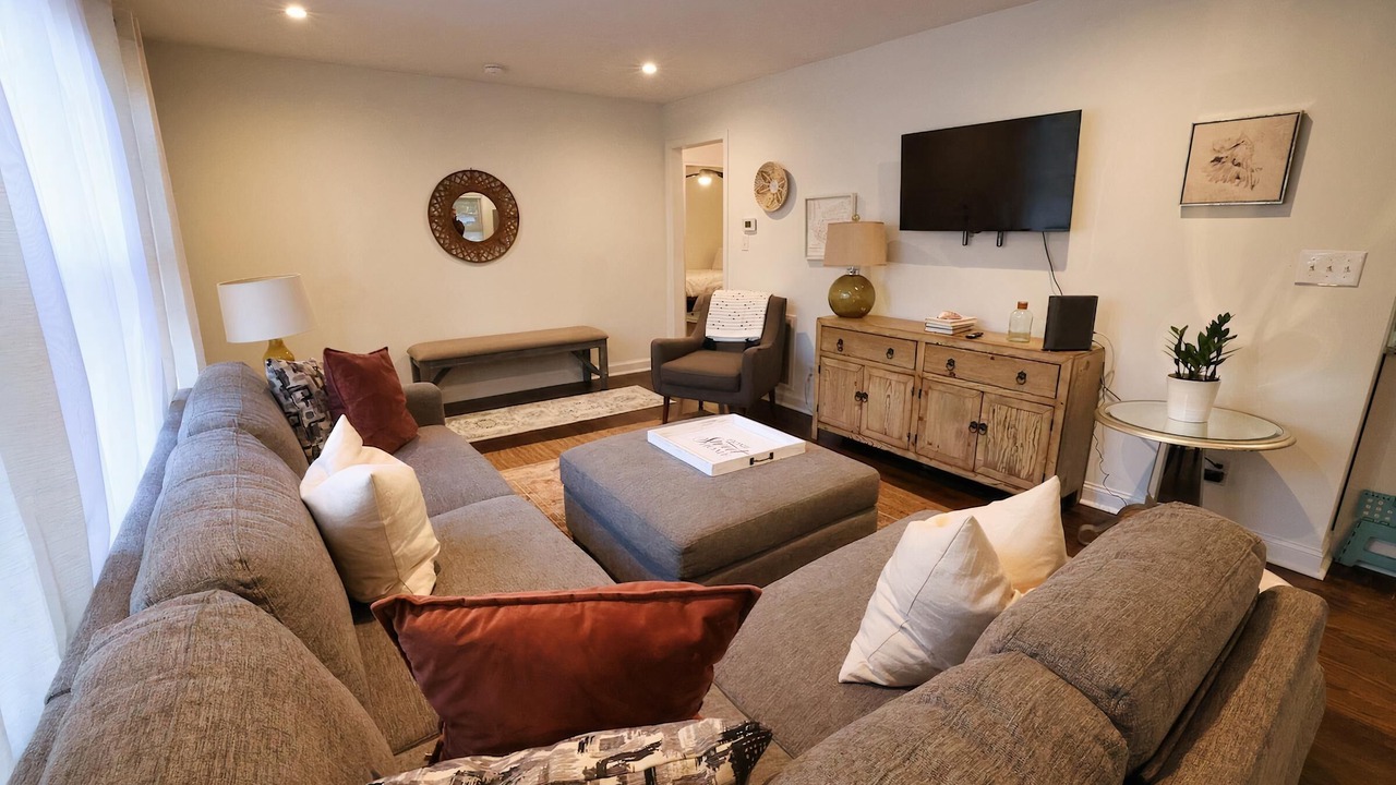 Photo of Livingroom in Charleston