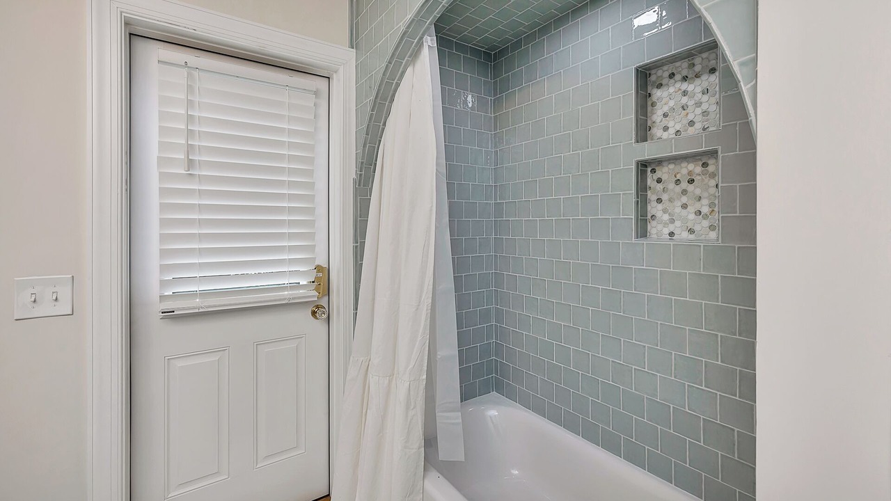 Photo of Bathroom in King City