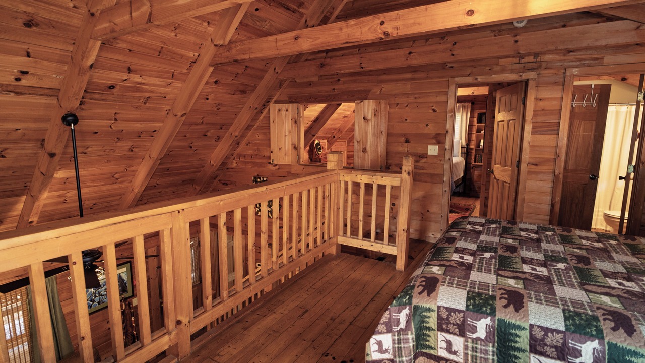 Photo of Bedroom in Warm Springs