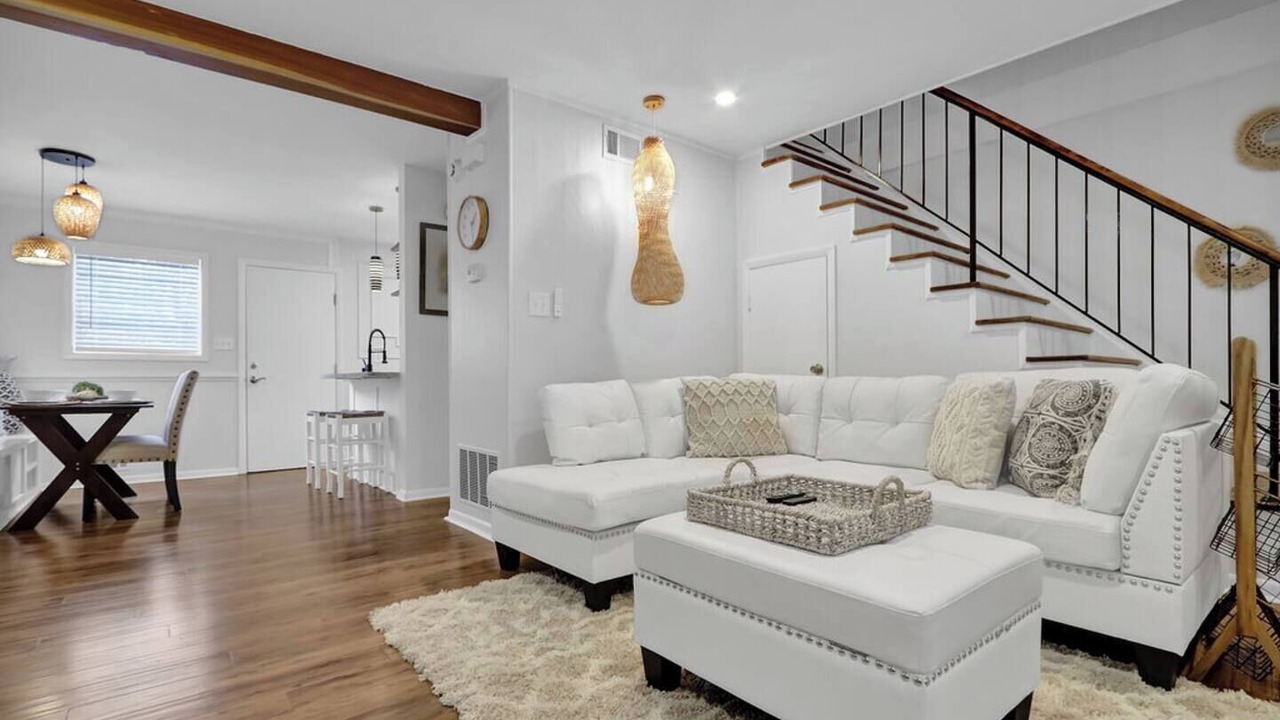 Photo of Livingroom in College Park
