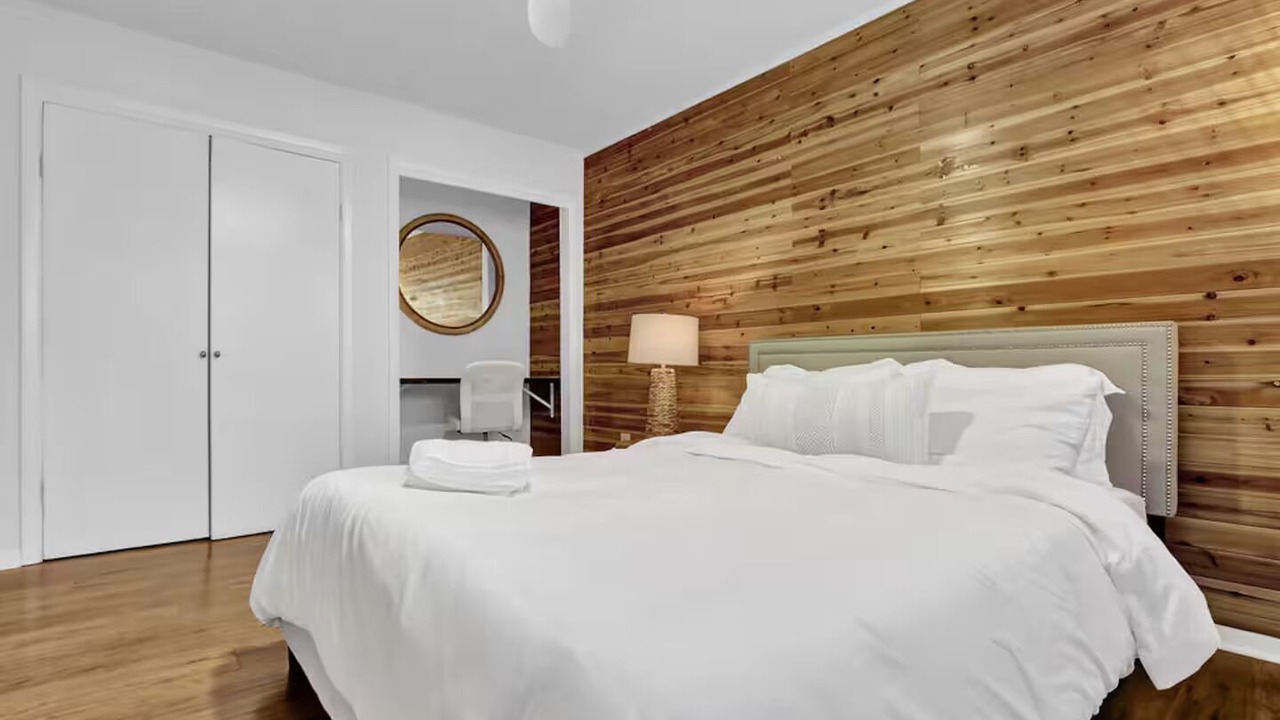 Photo of Bedroom in College Park