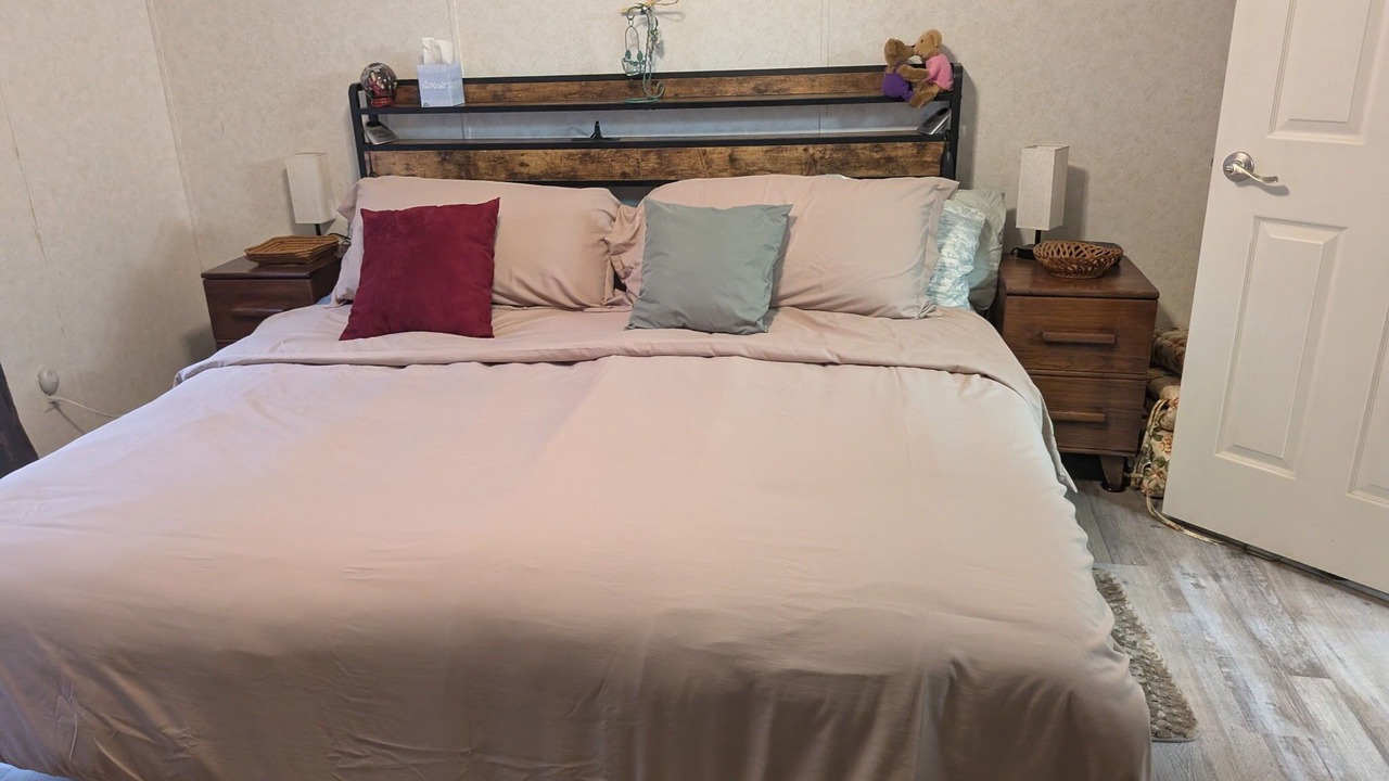 Photo of Bedroom in Mars Hill