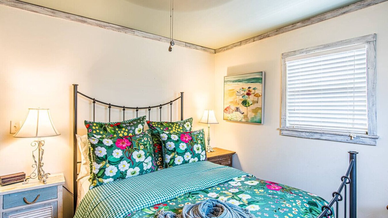 Photo of Bedroom in Laguna Beach