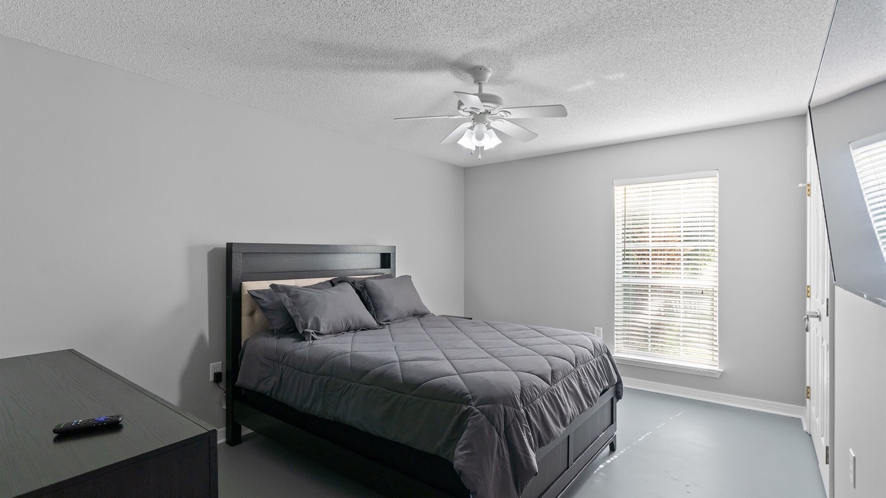 Photo of Bedroom in Foley