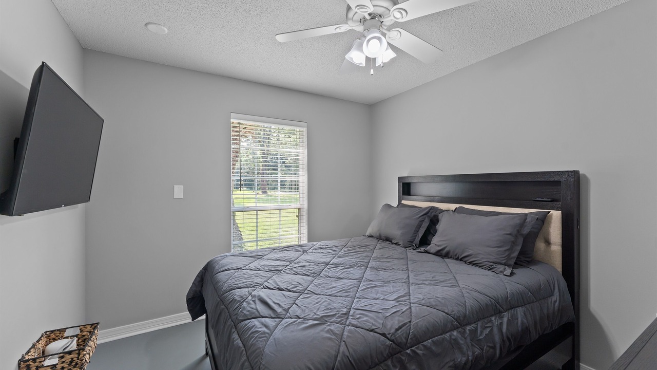 Photo of Bedroom in Foley