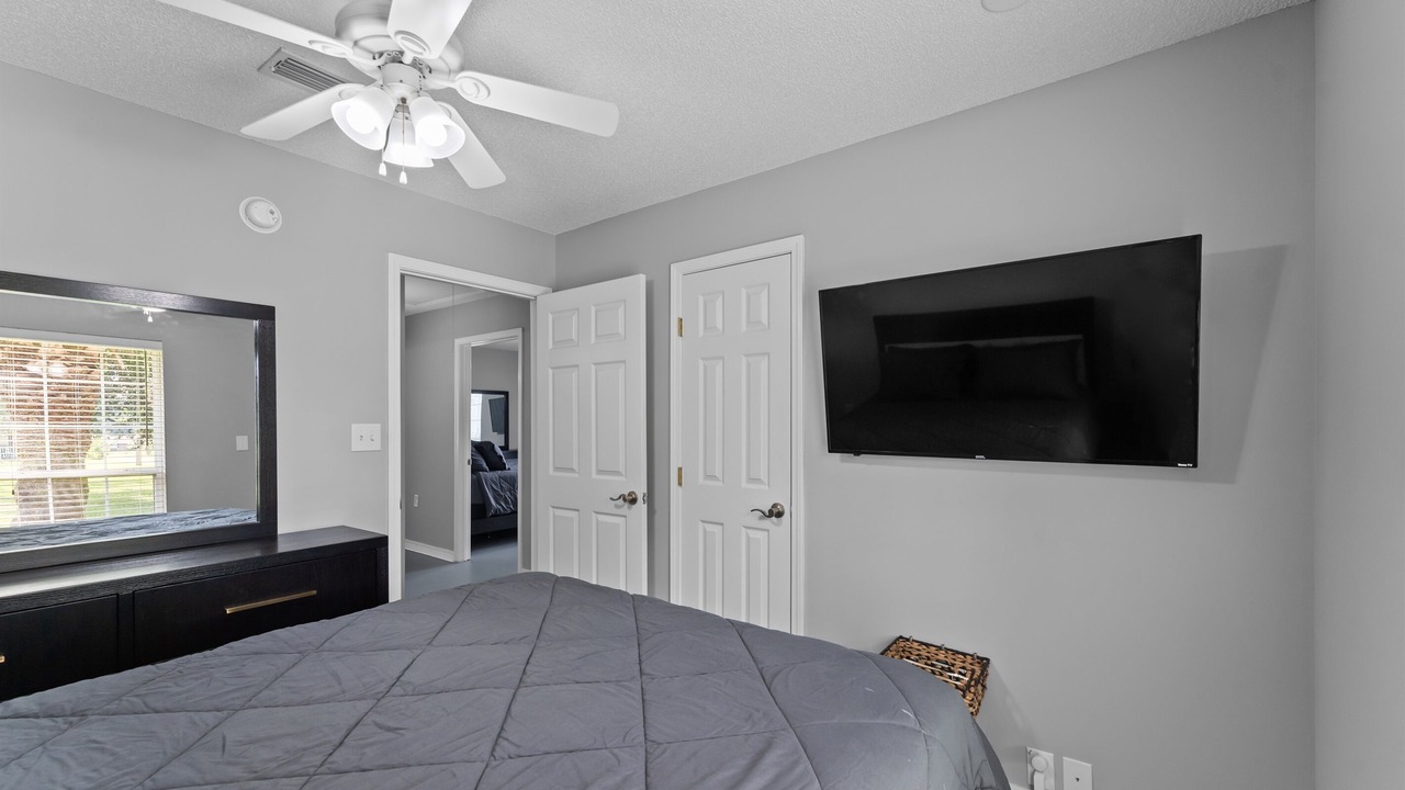 Photo of Bedroom in Foley
