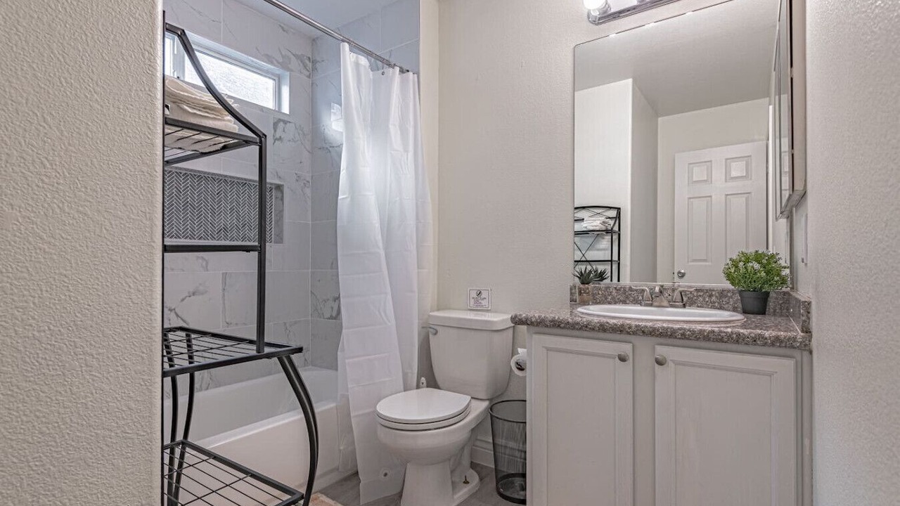Photo of Bathroom in Silverado Ranch