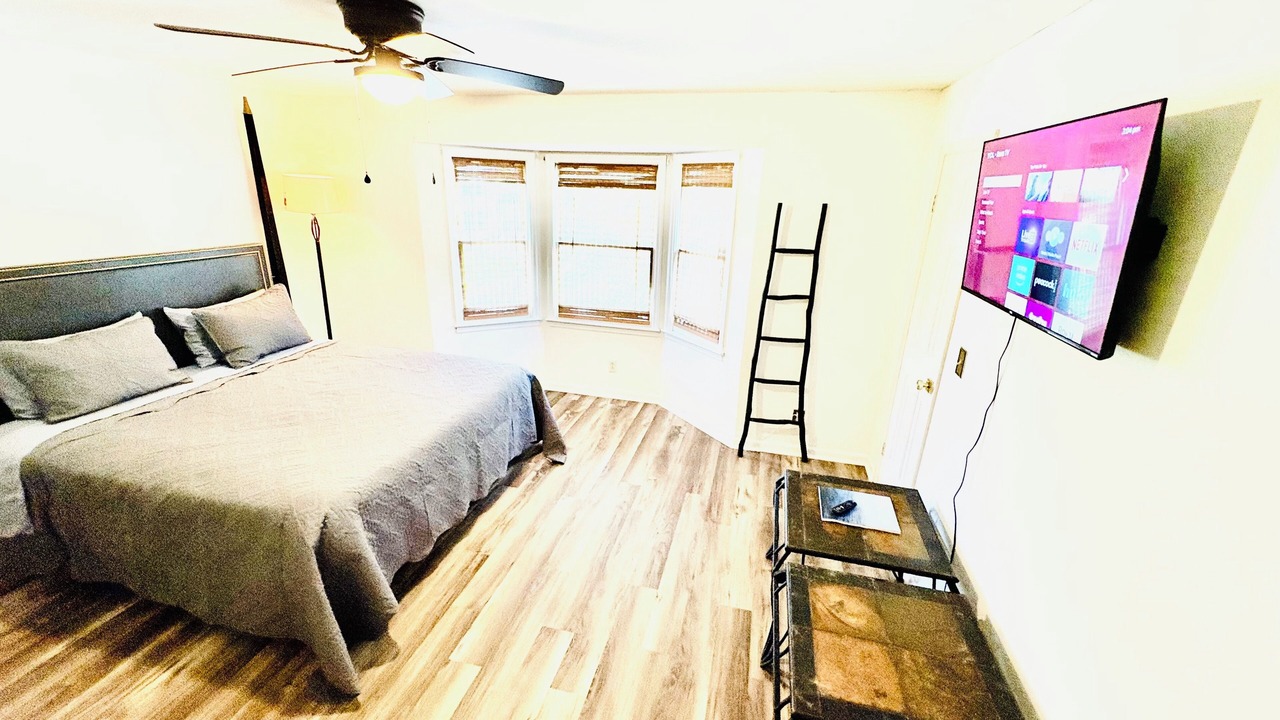 Photo of Bedroom in Macon