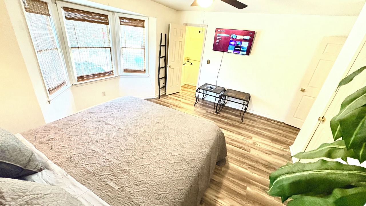 Photo of Bedroom in Macon