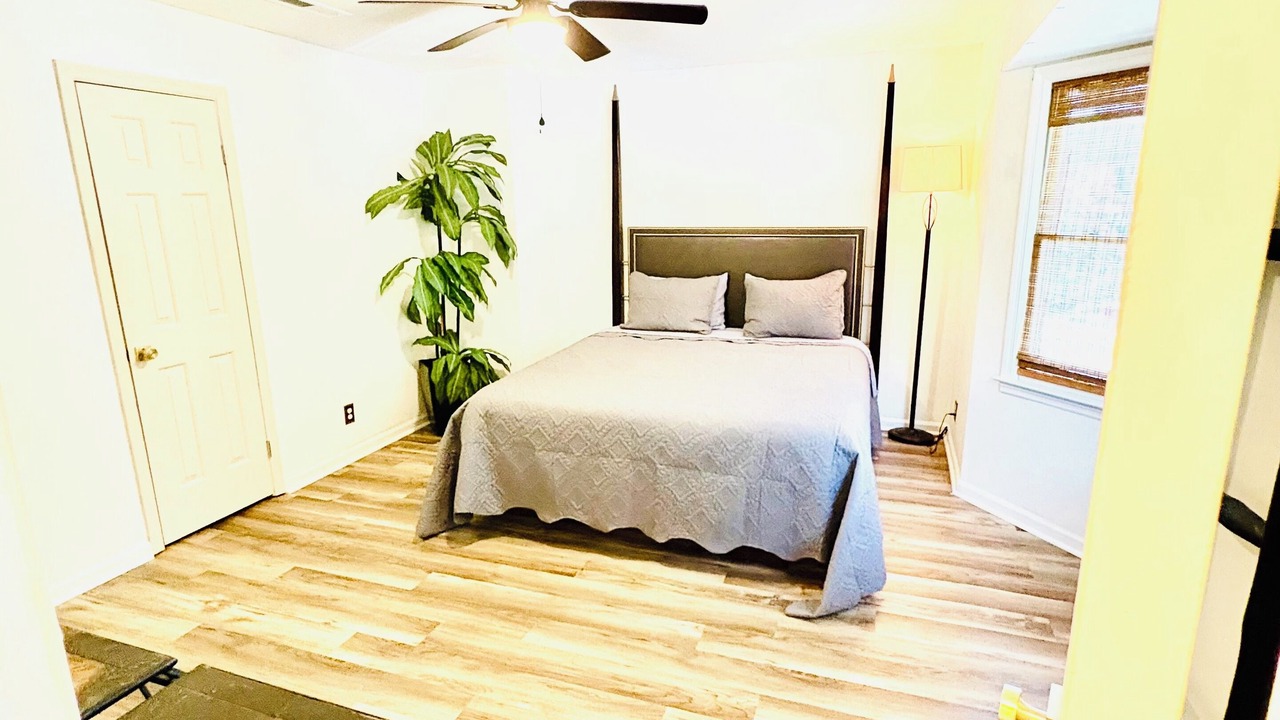 Photo of Bedroom in Macon