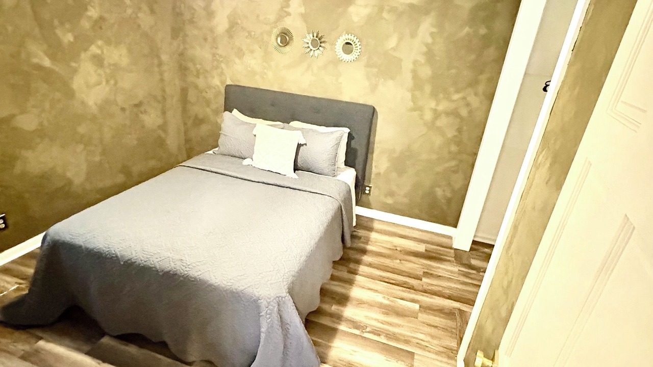 Photo of Bedroom in Macon