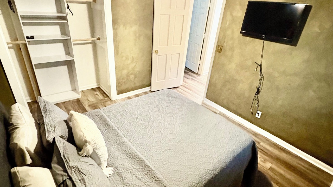 Photo of Bedroom in Macon