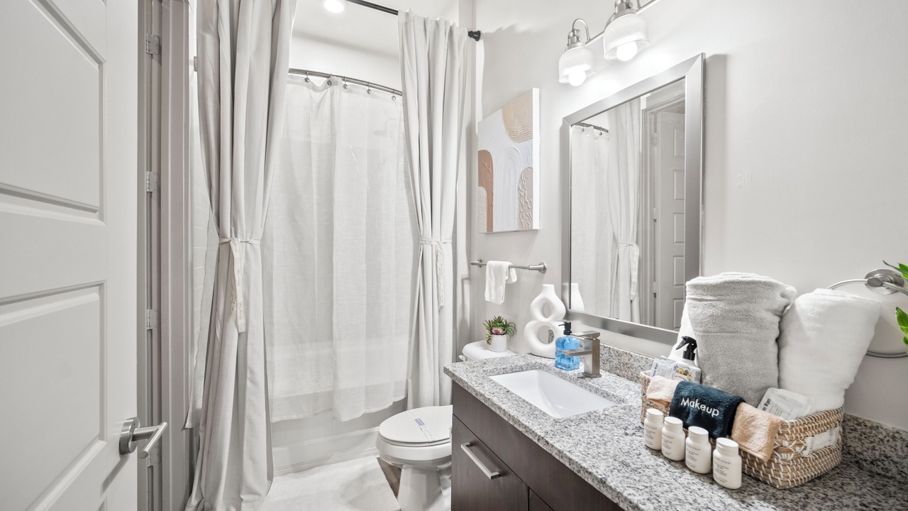 Photo of Bathroom in Downtown Atlanta