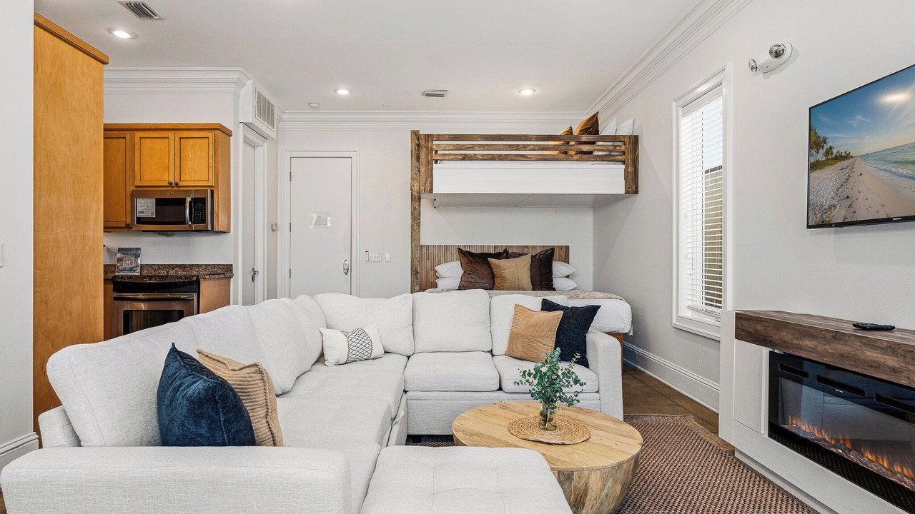 Photo of Bedroom in Laguna Beach
