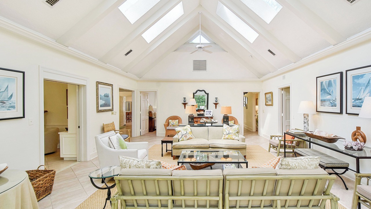 Photo of Others in Sea Island
