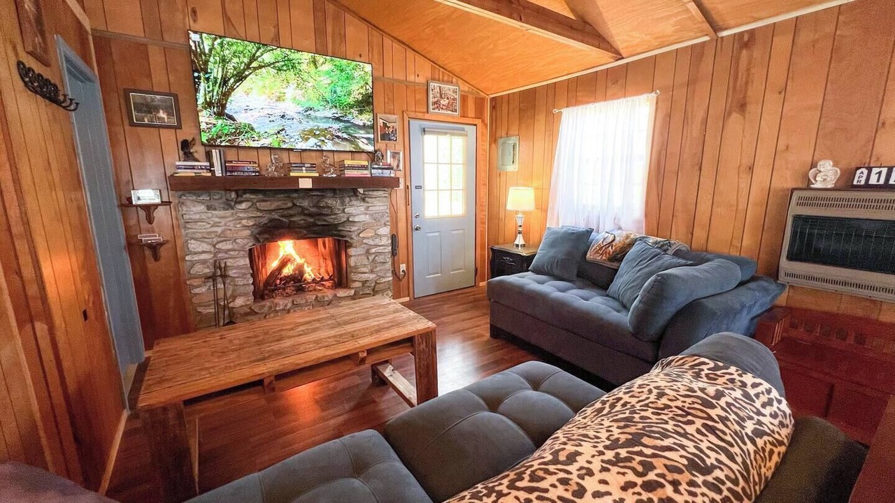 Photo of Livingroom in Lake Toxaway
