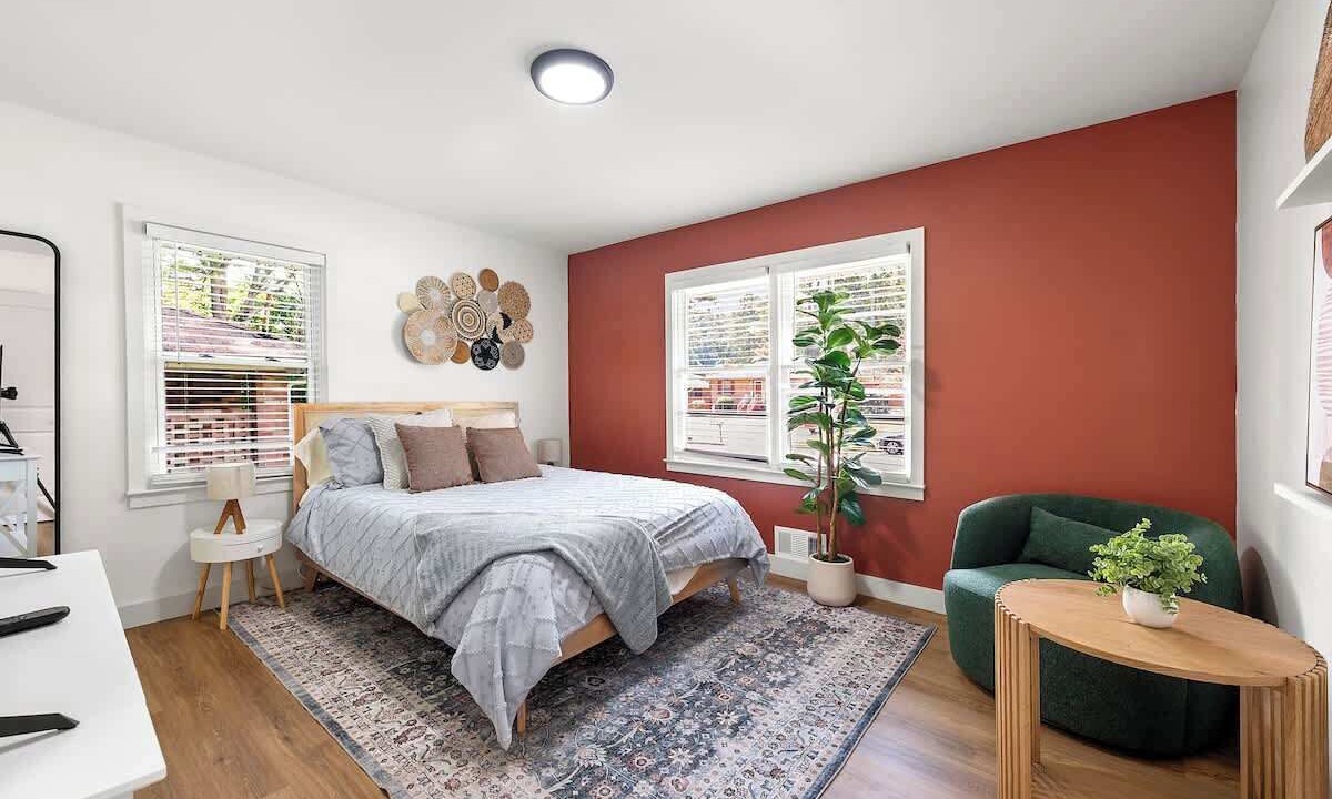 Photo of Bedroom in Browns Mill Park