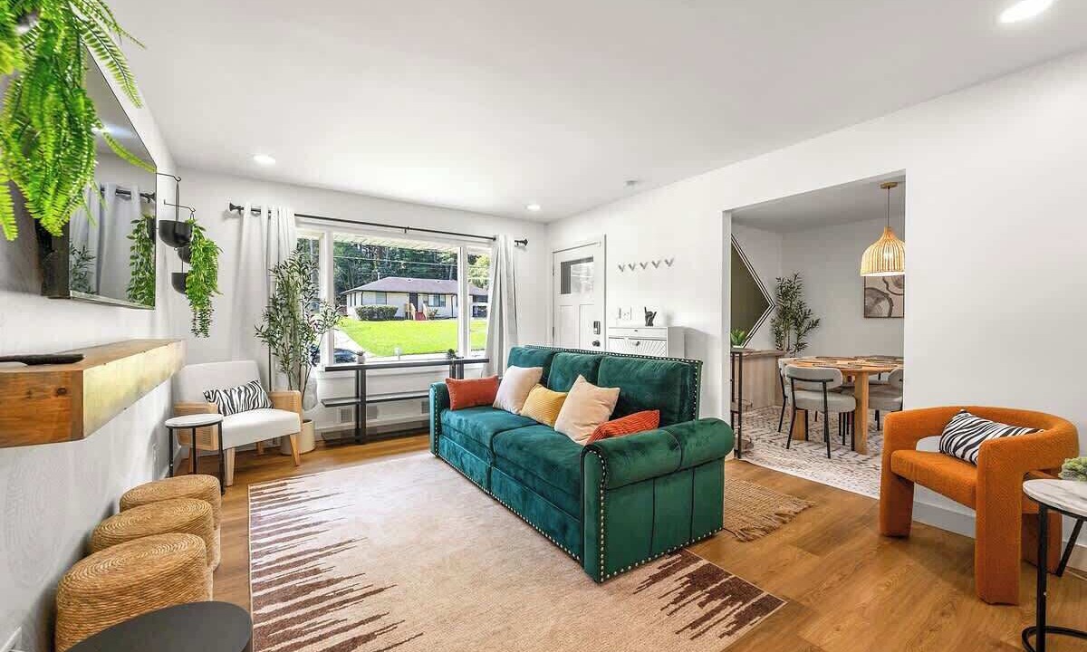 Photo of Livingroom in Browns Mill Park