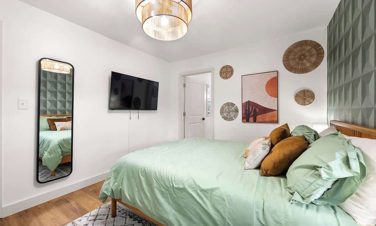 Photo of Bedroom in Browns Mill Park