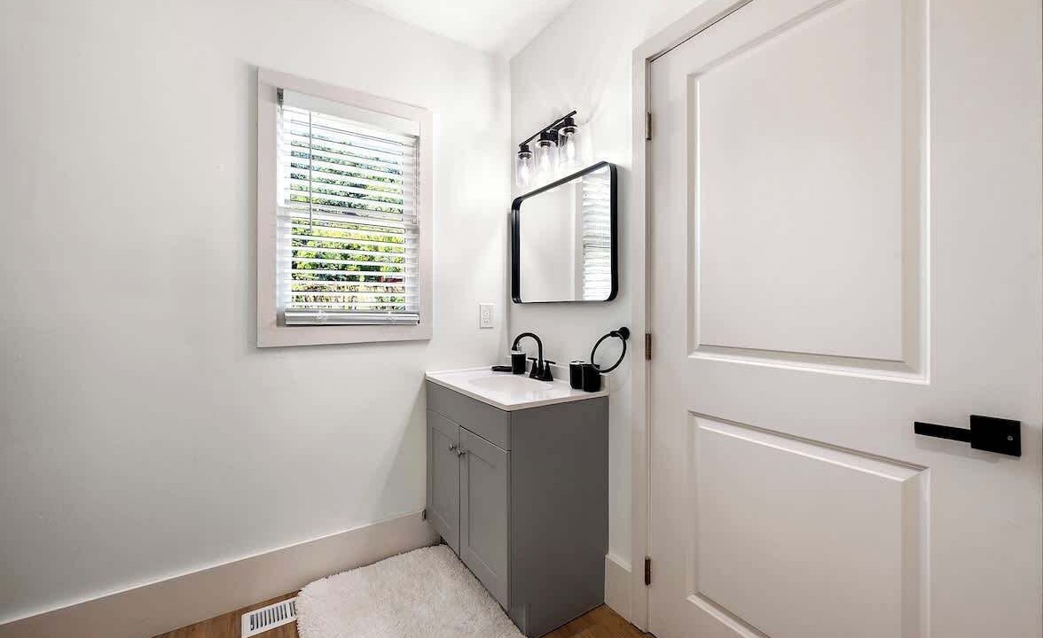 Photo of Bathroom in Browns Mill Park