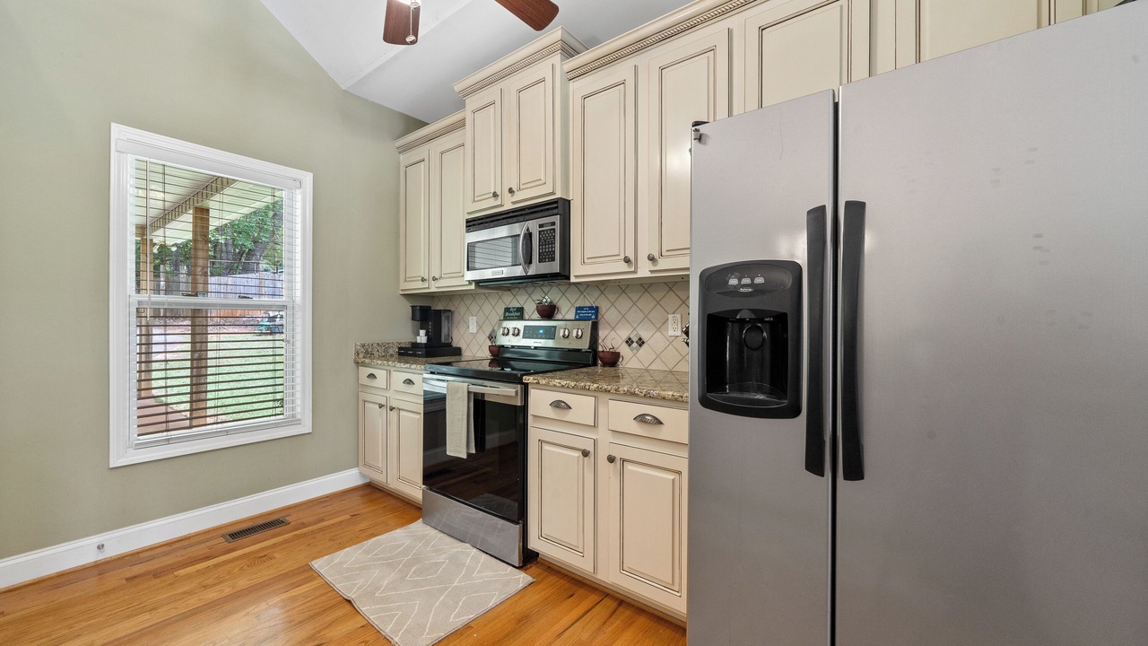 Photo of Kitchen in Eatonton