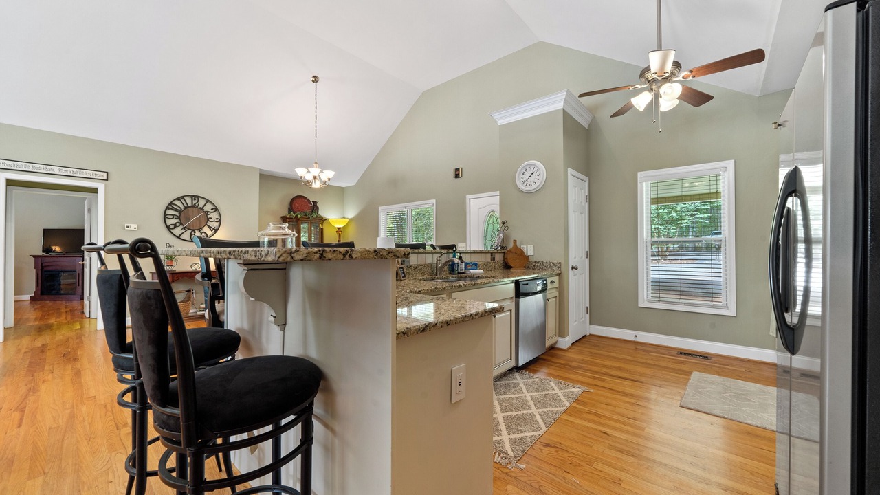 Photo of Kitchen in Eatonton