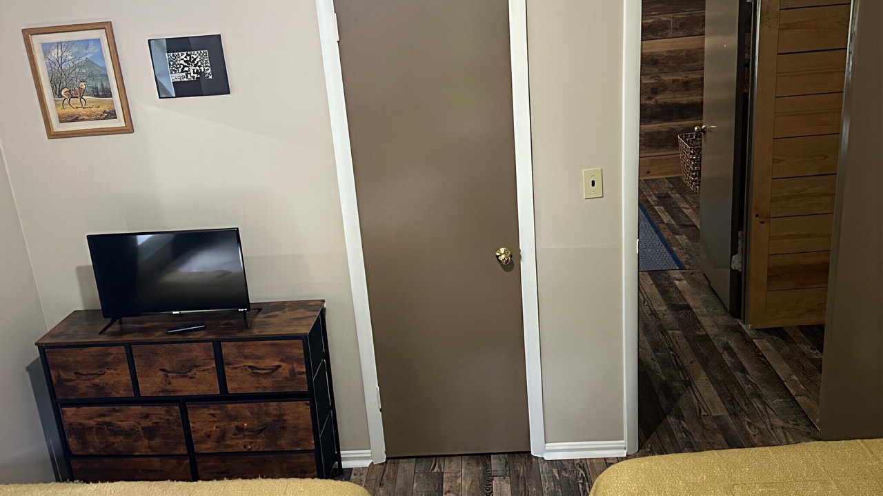Photo of Bedroom in Albertville