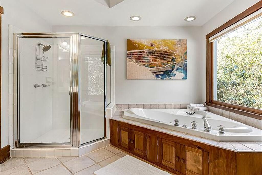 Photo of Bathroom in Lake Toxaway