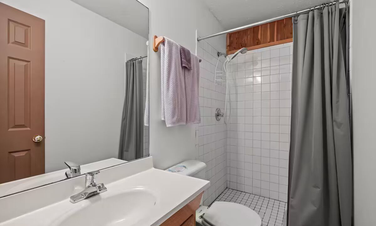 Photo of Bathroom in Mountain Springs