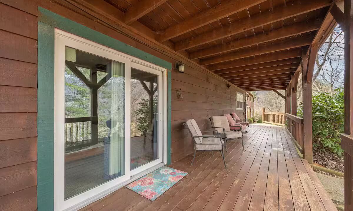 Photo of Patio Balcony in Mountain Springs