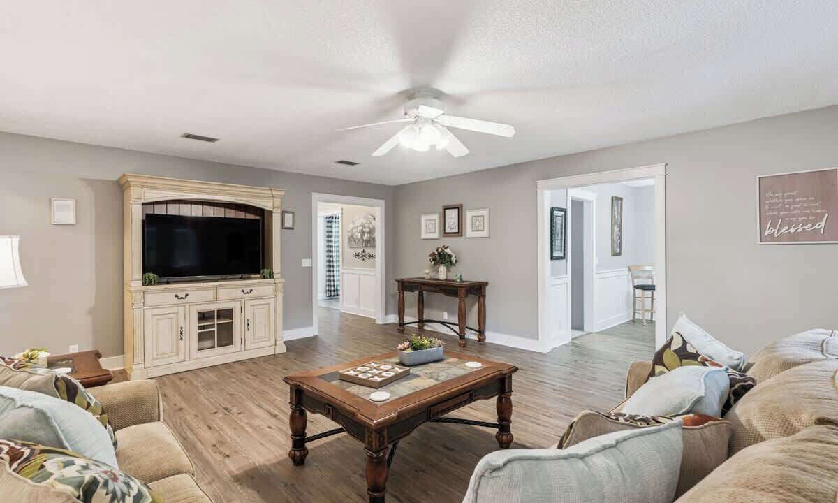 Photo of Livingroom in Brunswick
