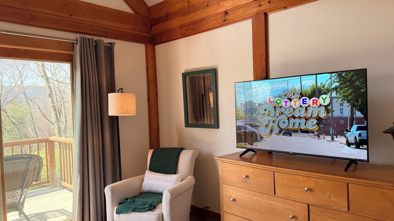 Photo of Livingroom in Lake Toxaway